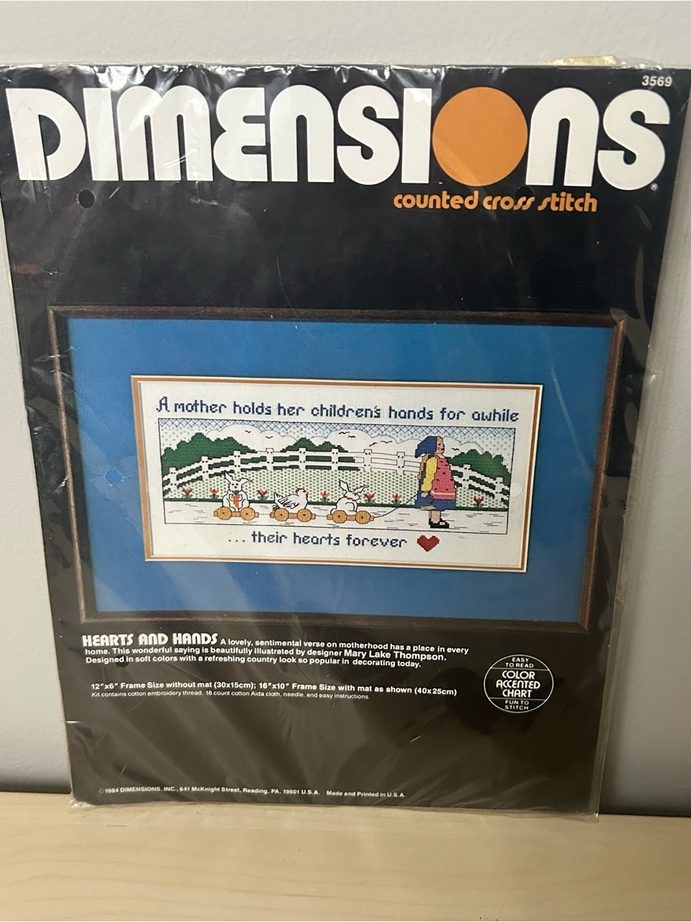 Dimensions Counted Cross Stitch Kit 3569 Hearts and Hands